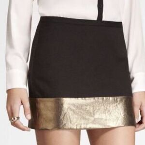 Express Size 0 Mini Skirt Black Gold Foil Hem Dressy Nearly New Sexy Y2K Stretch